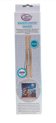 Image du produit Craft Buddy Crystal Art Scroll Magnetic Display Hangers 31 cm