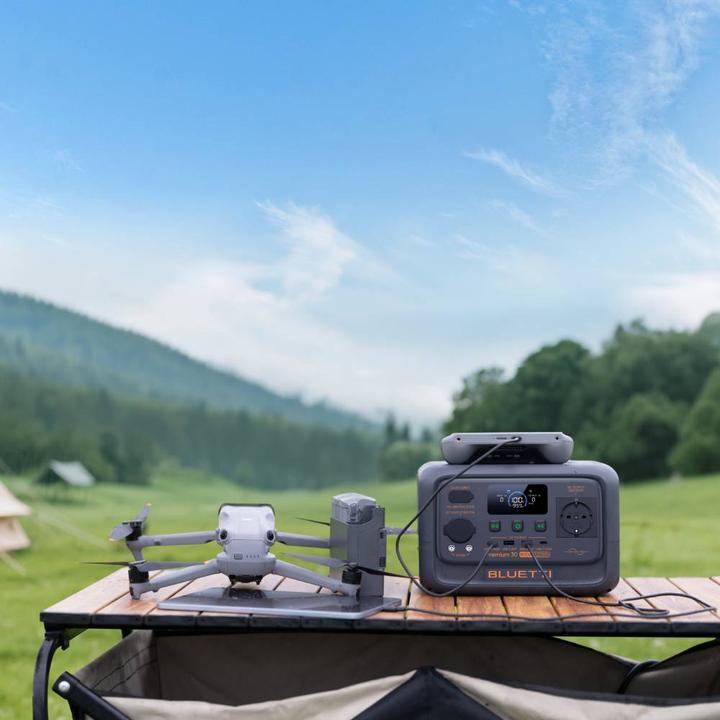 Produktbild Bluetti Premium 30 V2 (320 Wh, 4.30 kg)