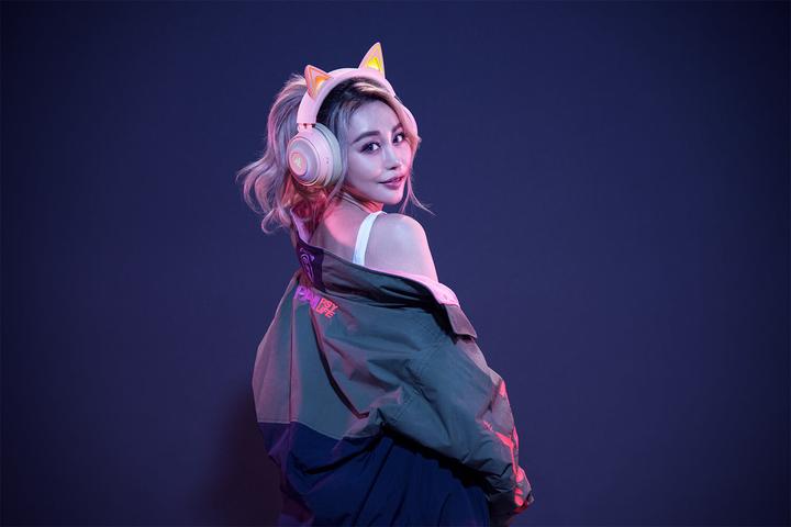 Actual product image Razer Kraken Kitty (Cable)