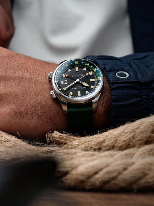 Immagine prodotto Spinnaker SP-5121-44 Bradner GMT