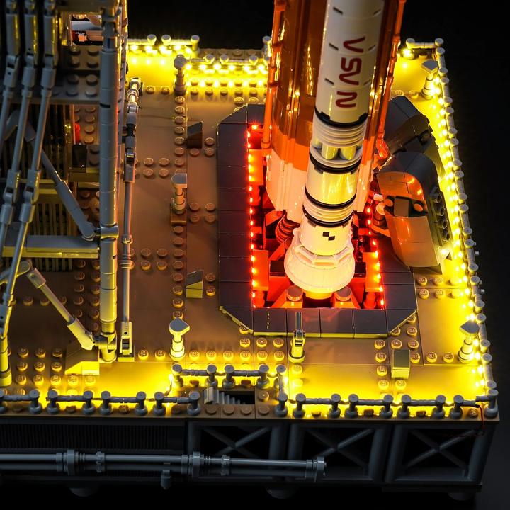 Produktbild BrickBling LED Licht Set für LEGO NASA: Artemis Startrampe (10341)