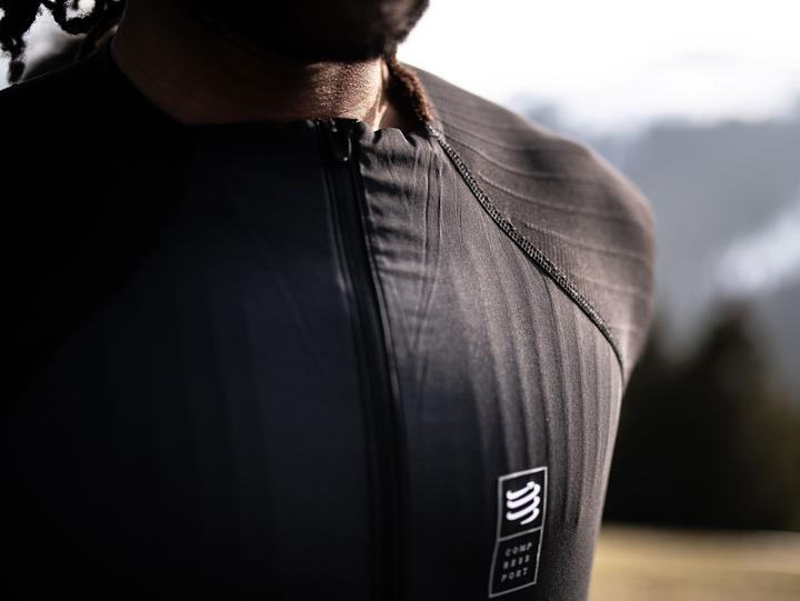 Actual product image Compressport Hybrid men's longsleeve (S, M)