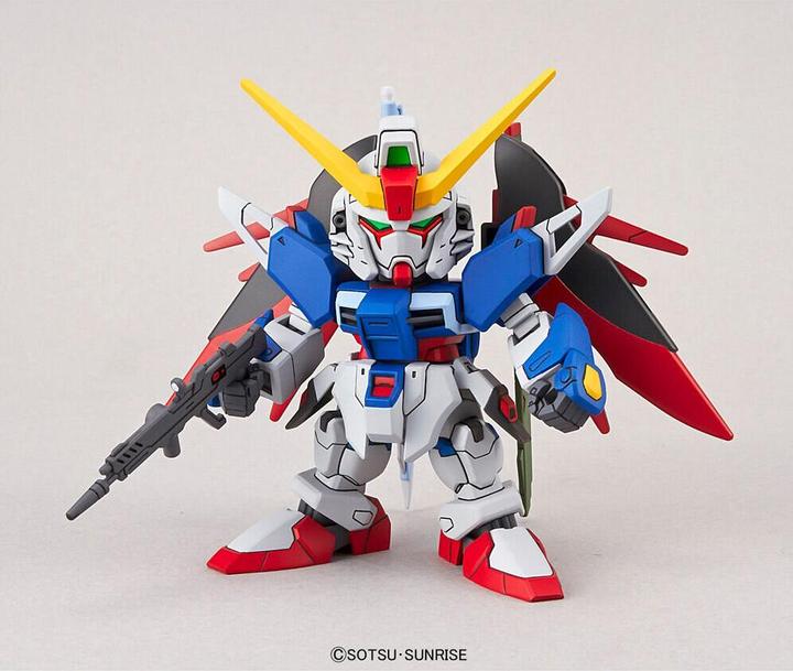 Actual product image Bandai GUNDAM - SD Gundam Ex-Standard Destiny Gundam - Model Kit