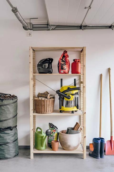 Actual product image Kärcher WD 2 Plus S V-15/4/18 (Wet dry vacuum cleaner)