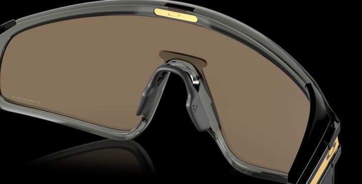 Actual product image Oakley Latch panel (Grey Smoke, Prizm 24k)
