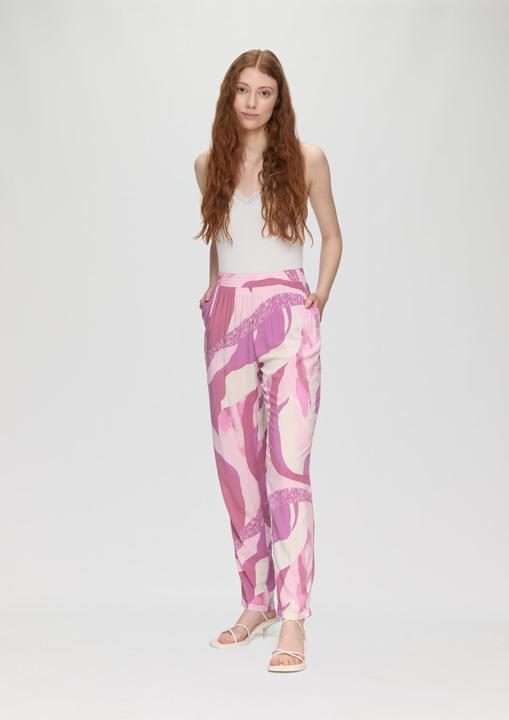 Produktbild S.Oliver T-Shirt Verkürztes Slim-Fit-Top mit Spitzen-Detail und Rippstruktur (XXL)