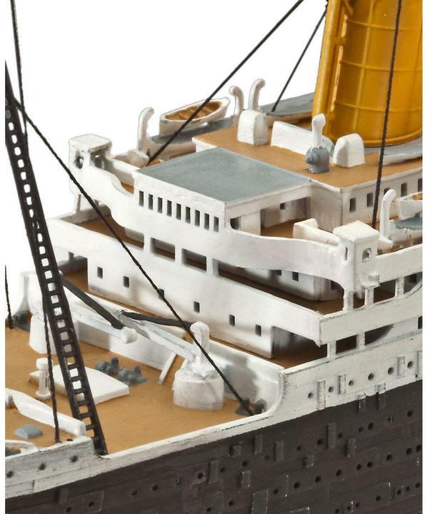 Actual product image Revell R.M.S. Titanic