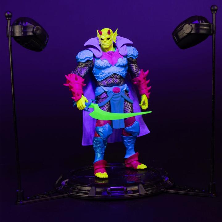 Actual product image McFarlane DC Multiverse Action Figure The Demon (Demon Knights) Black Light Edition (Gold Label) 18 cm