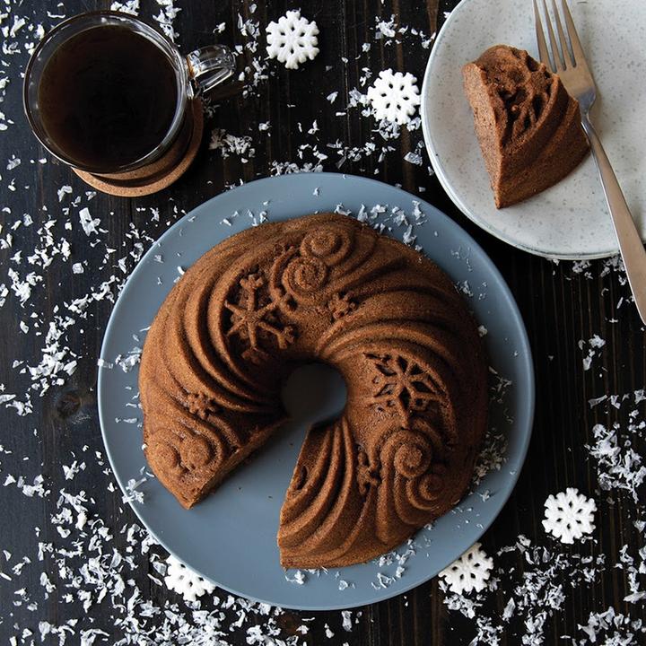 Actual product image Nordic Ware Let It Snow Bundt (24 cm)