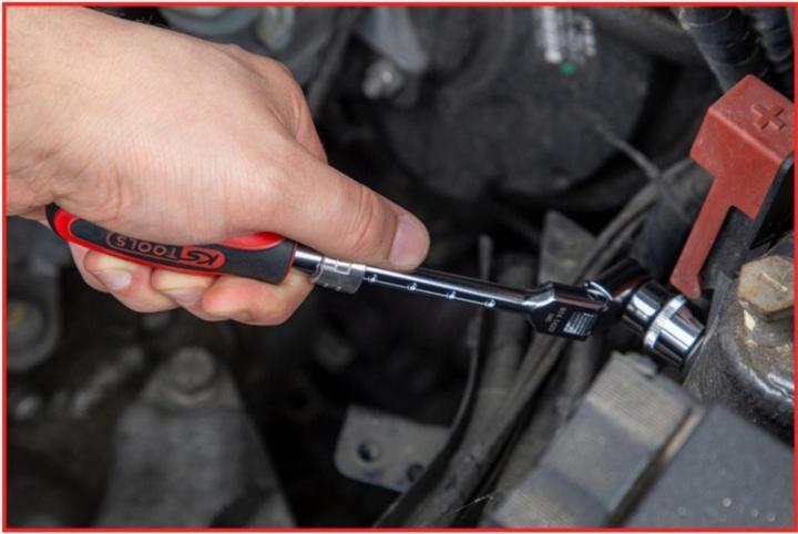Actual product image KS Tools 3/8" SlimPOWER telescopic joint reversible ratchet (3/8")