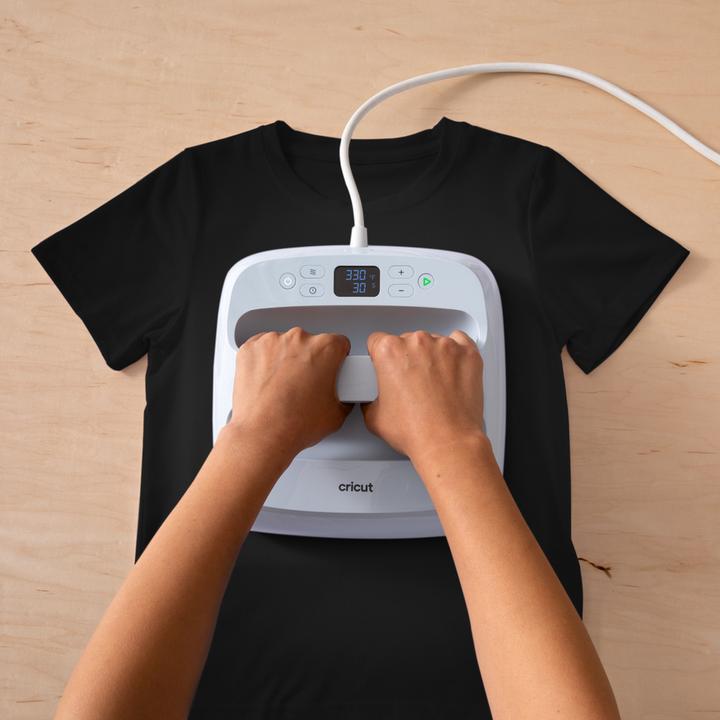 Produktbild Cricut Smart Iron-On 21x48cm Glitter Black for Joy Xtra (P)