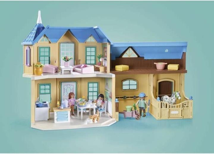 Actual product image Playmobil Waterfall Ranch (71351)