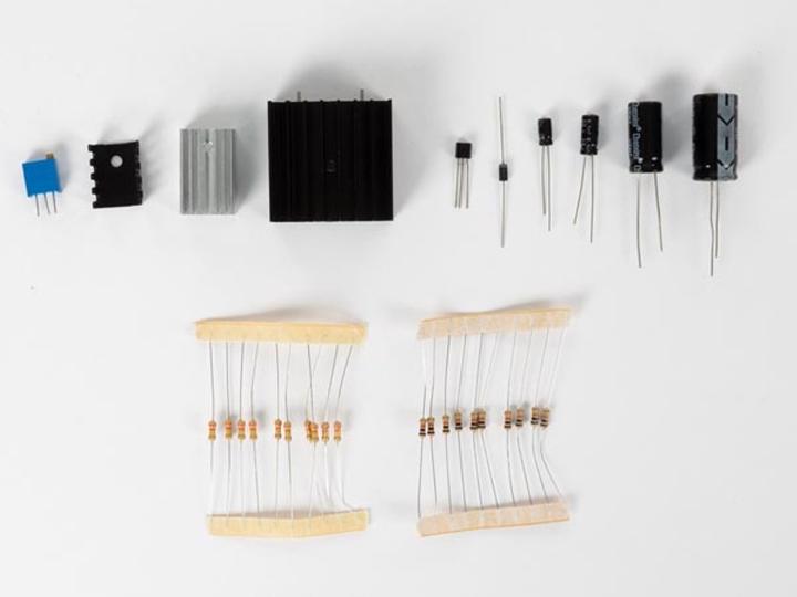 Actual product image Whadda Voltage regulator set