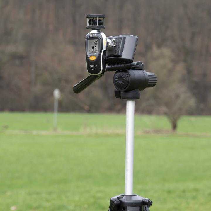 Actual product image PCE Instruments Anemometer