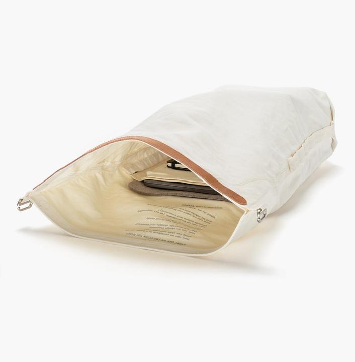 Produktbild Qwstion Roll Pack – Natural White - Natural White (20 l)