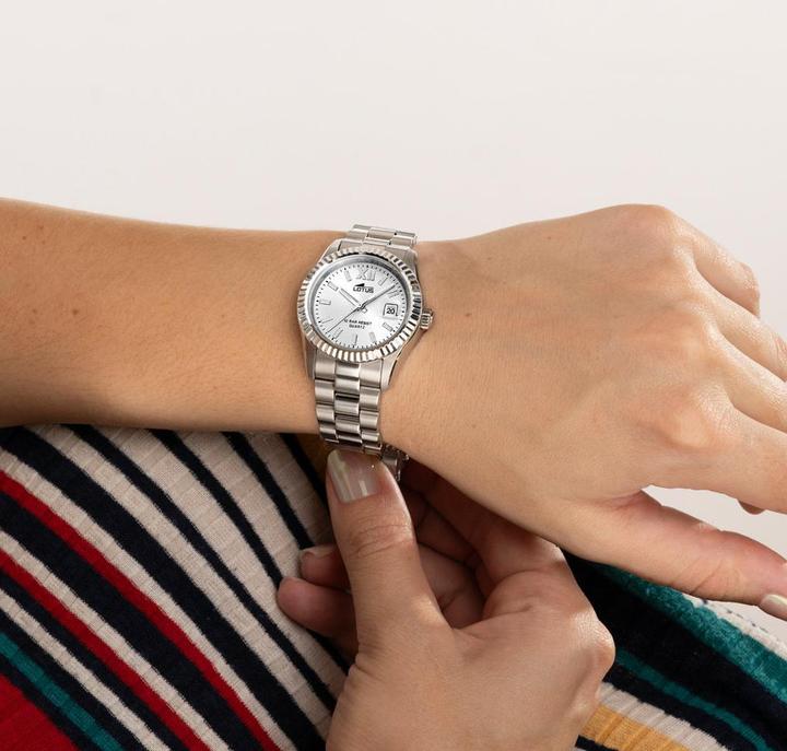 Immagine prodotto Lotus 18930/1 (Orologio da polso analogico, 33 mm)