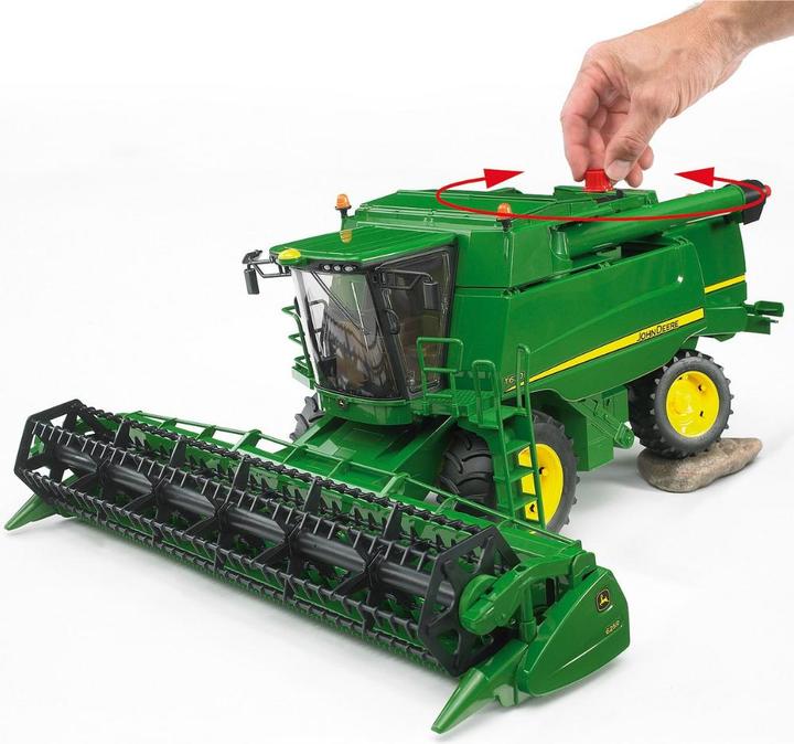 Actual product image Bruder John Deere combine harvester T670i