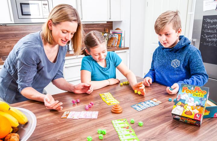 Productafbeelding Pegasus 18338G - Poo Poo Pets, bordspel, voor 2 tot 4 spelers, vanaf 8 jaar (Duits, 2 - 4 Spelers)