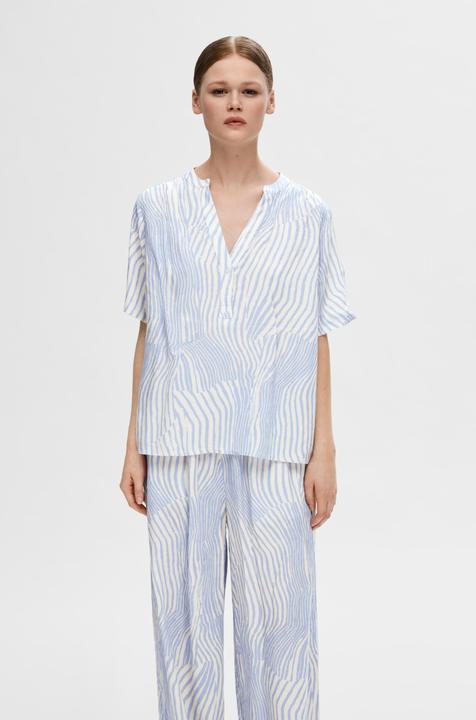 Immagine prodotto Selected Top con stampa e maniche corte (34)