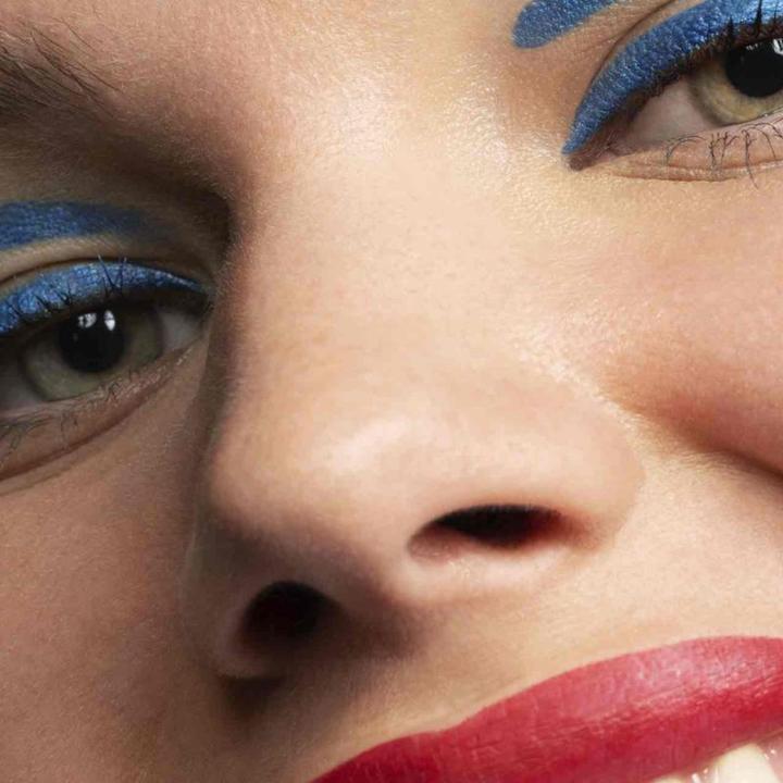 Actual product image Pupa Milano Vamp! Eye Pencil Eccentric Blue (403 Eccentric Blue)