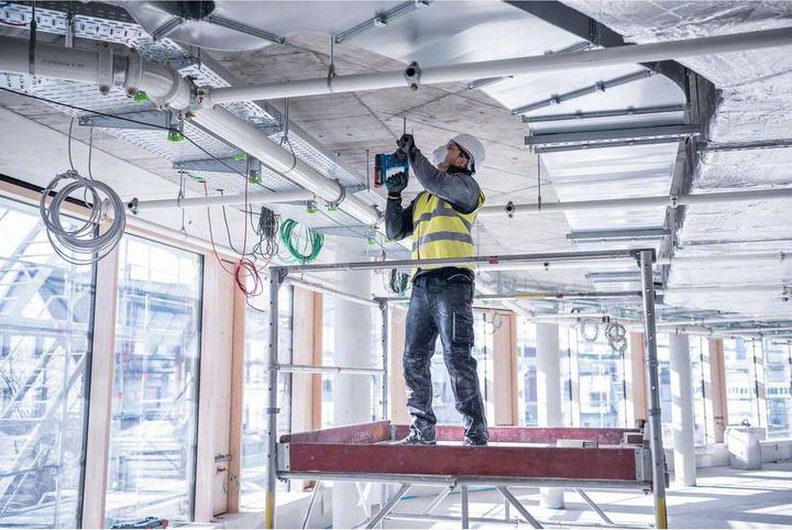 Produktbild Bosch Professional Akku-Bohrhammer mit SDS plus GBH 18V-22, L-BOXX, ohne Akkupack (Akkubetrieb)