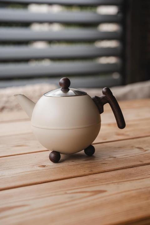Actual product image Bredemeijer Bella Ronde teapot 1.2l beige brown 101016 (1.20 l)