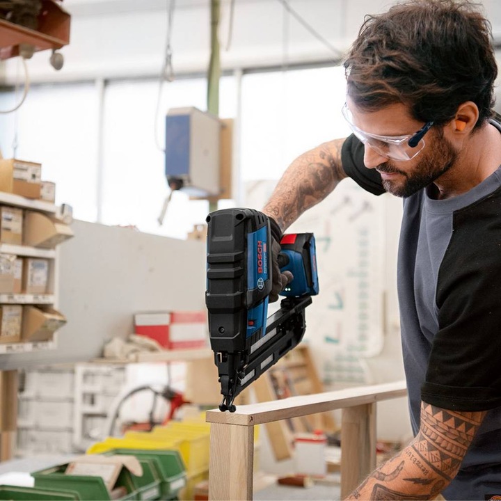 Immagine prodotto Bosch Professional GNH 18V-64 M
