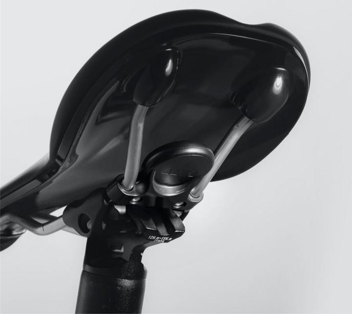 Actual product image Laut Saddle AirTag Mount