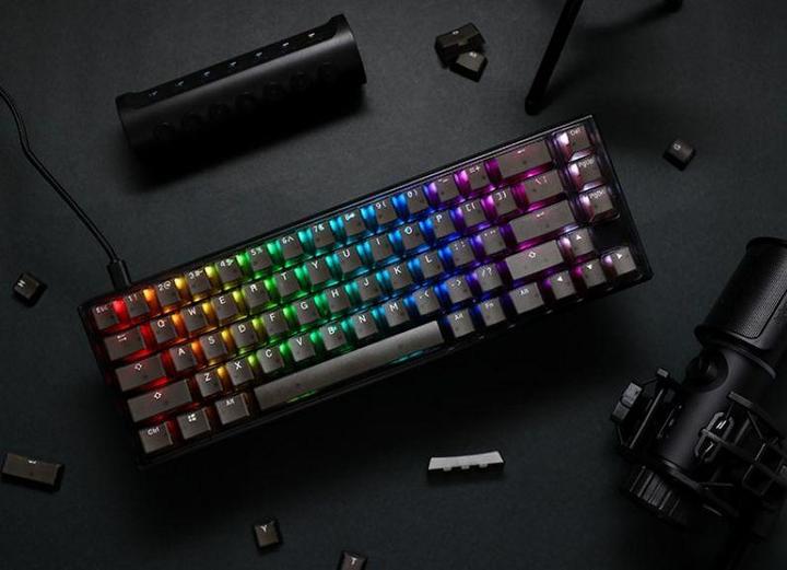 Produktbild Ducky One 3 Aura Black SF Gaming Tastatur, RGB LED - Gateron Baby Kangaroo (US) (US, Kabelgebunden)