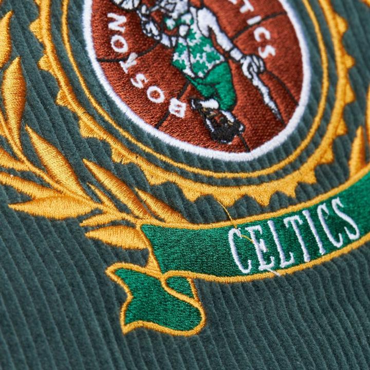 Actual product image Mitchell & Ness M&N Varsity Corduroy Sherpa College Jacket - Boston Celtics - S (S)