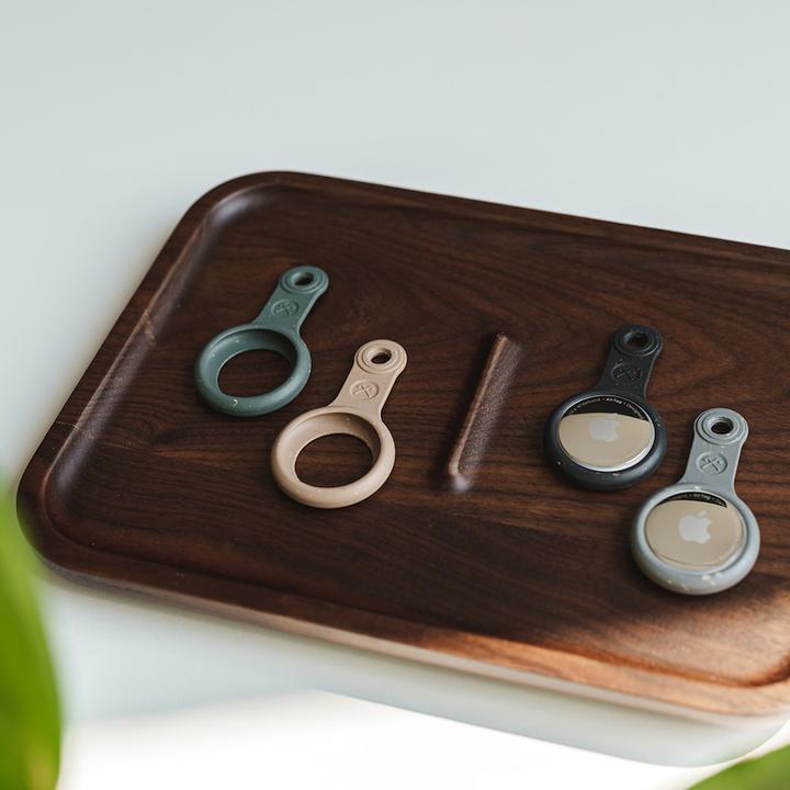 Actual product image Woodcessories AirTag Bio Case