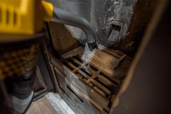 Actual product image VITO Ash Vacuum Cleaner 4L - 800W (Ash vacuum cleaner)