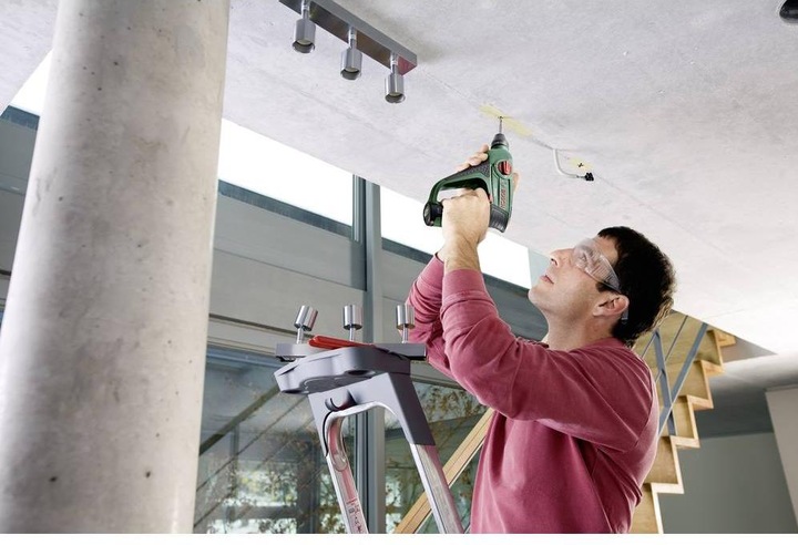 Actual product image Bosch Home & Garden Uneo (Rechargeable battery operated)