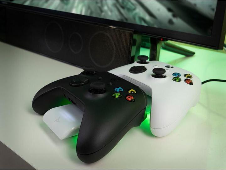 Actual product image PDP Metavolt Dual Charger (Xbox One S, Xbox One X, Xbox Series S, Xbox Series X)