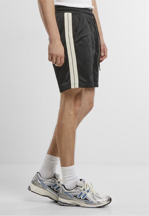 Image du produit Urban Classics Tennis Core Shorts - 191407 (L)