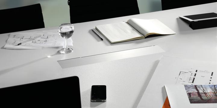 Produktbild Bachmann Steckdosenleiste CONFERENCE, 4x T13, 4x Custom-ABD leer (4x, Typ 13)