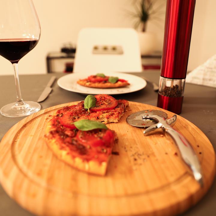 Actual product image Relaxdays Pizza cutter