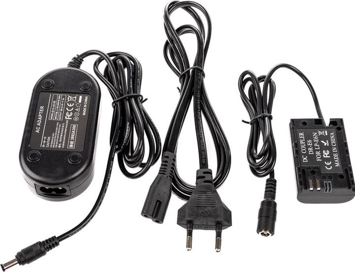 Caruba Canon LP E6 Volldecodierung Dummy Batterie + AC E6 Netzadapter (US Standard) (Kamera Akku)