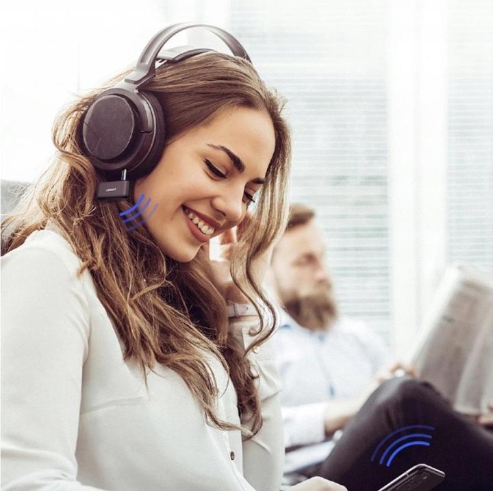 Produktbild Ugreen Bluetooth 5.0 Aux Car Adapter (Empfänger)