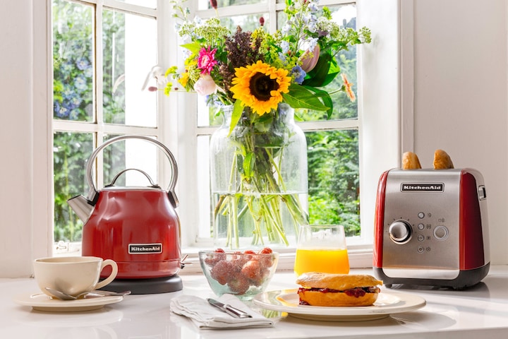 Actual product image KitchenAid electric kettle (1.25 l)