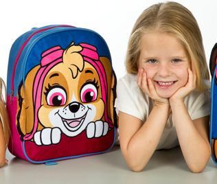 Actual product image Undercover UNDERCOV Plush Backpack Skye PPAT7820 Paw Patrol