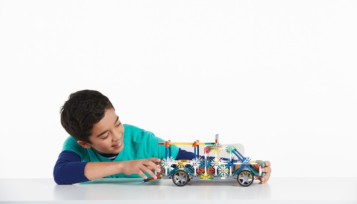 Actual product image K'Nex Value Box