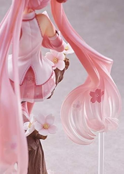 Actual product image Square Enix 1/7 Spiritual By Taito Sakura Miku Sakura Fairy Ver.