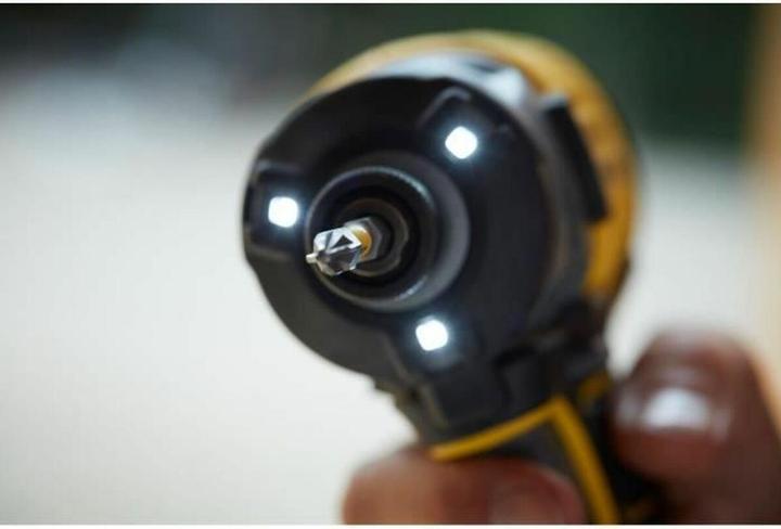 Actual product image Stanley ST IMPACT ATSUKTUVAS V20 190Nm 2x2.0Ah SFMCF820D2