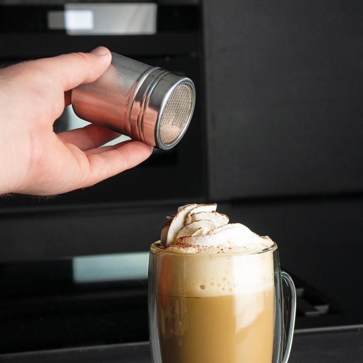 Actual product image Intirilife Powder shaker set