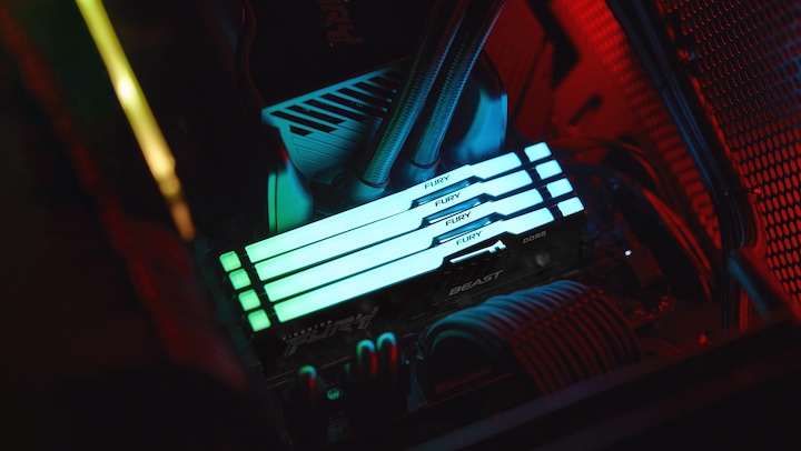 Productafbeelding Kingston FURY Beast RGB (2 x 16GB, 6000 MHz, DDR5 RAM, DIMM 288 pin)