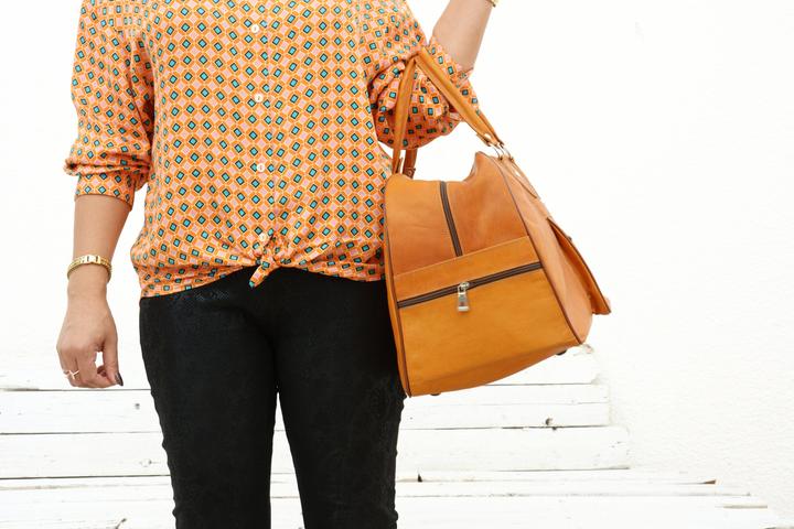 Produktbild Only-Bags.Store Camel Leder Reisetasche für Männer & Frauen, Weekender Overnight Duffel Gepäck Lederhandtasche