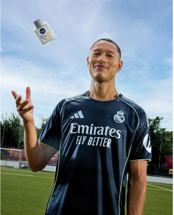 Immagine prodotto NIVEA MEN Sensitive After Shave Balsam Real Madrid Limited Edition (Balsamo dopobarba, 100 ml)