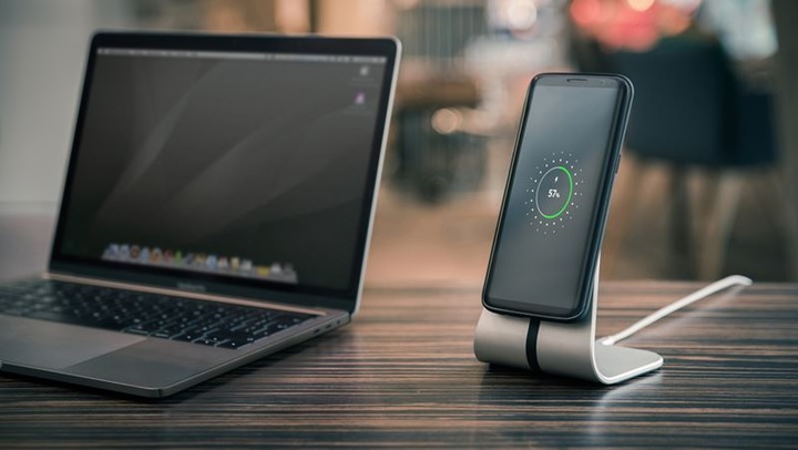 Actual product image Xvida " Wireless Charging Desk Stand Industrial 2 A" (34560-uniW) charger (7.50 W)