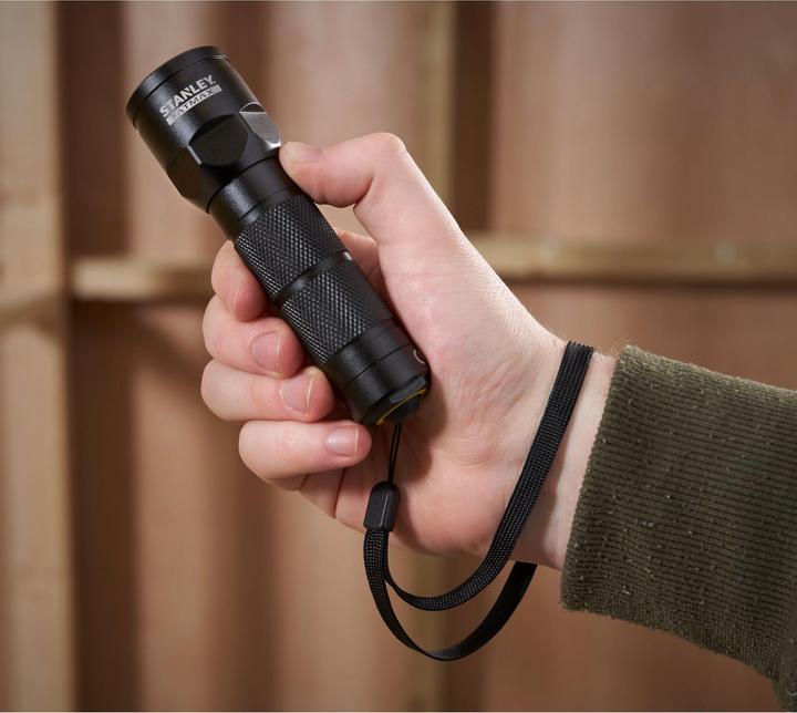 Produktbild Stanley FatMax AluminiumStablampe 3AAA (22 cm, 120 lm)